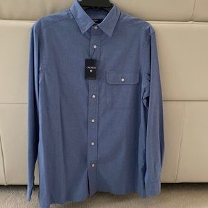 Men’s button up blue shirt Medium NWT